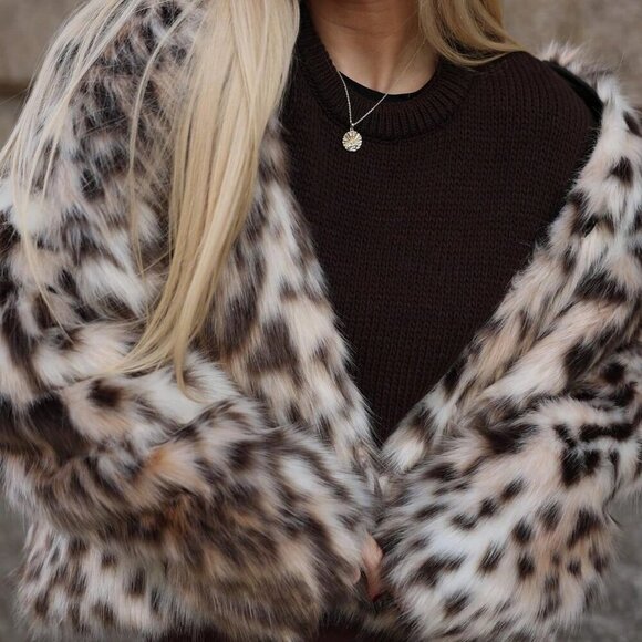 Brown Women's Elegant Leopard Print Faux fur  Side Pockets Coat - Picture 6 of 9